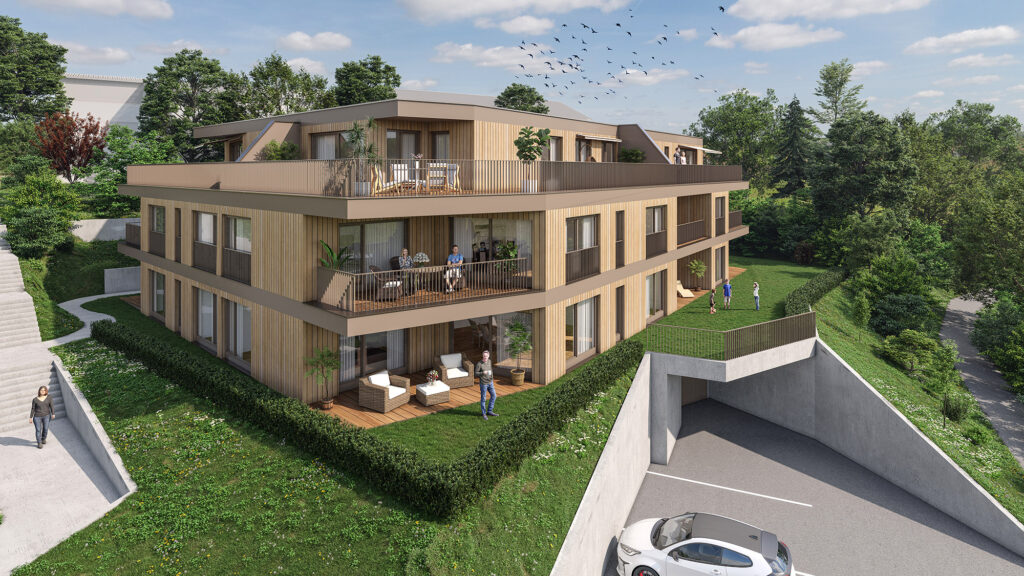 Modernes dreistöckiges Wohnhaus aus Holz mit Balkonen, umgeben von Grünflächen, Menschen im Freien, weißes Auto beim Verlassen der Garage.